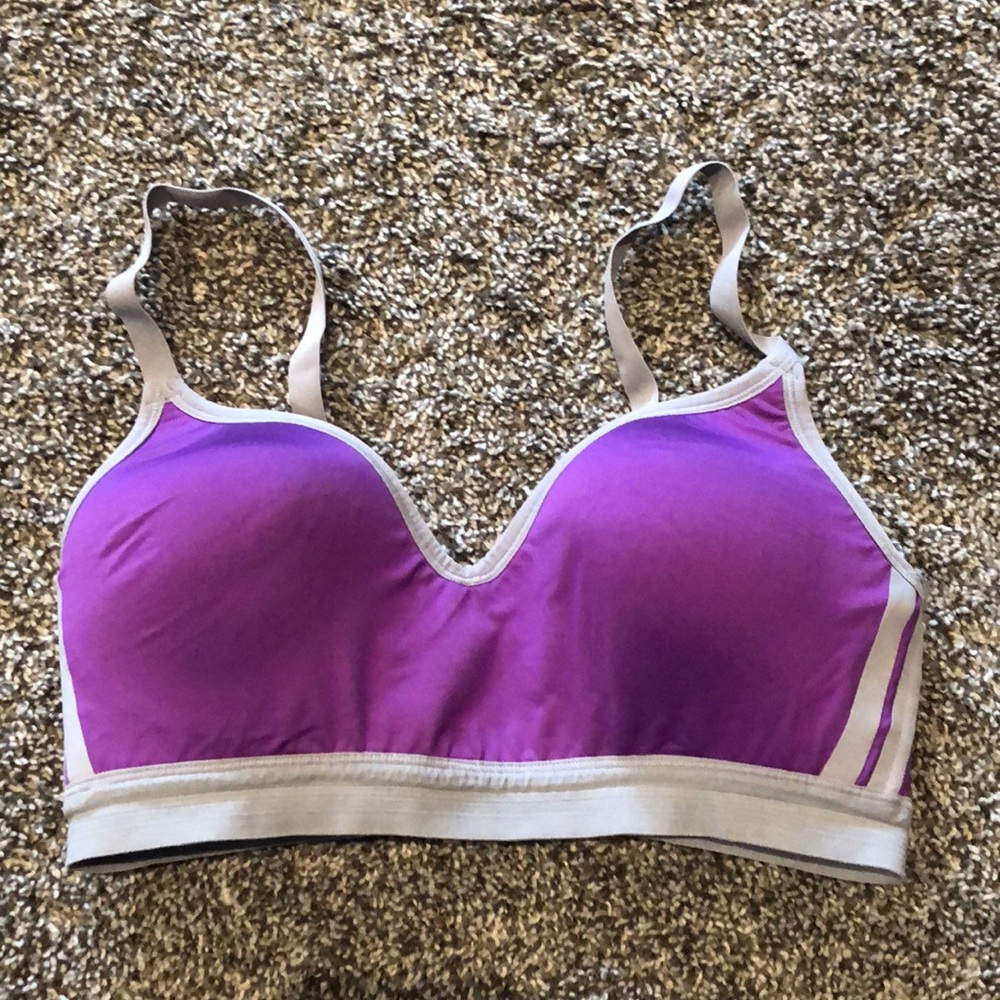 Size L purple sports bra